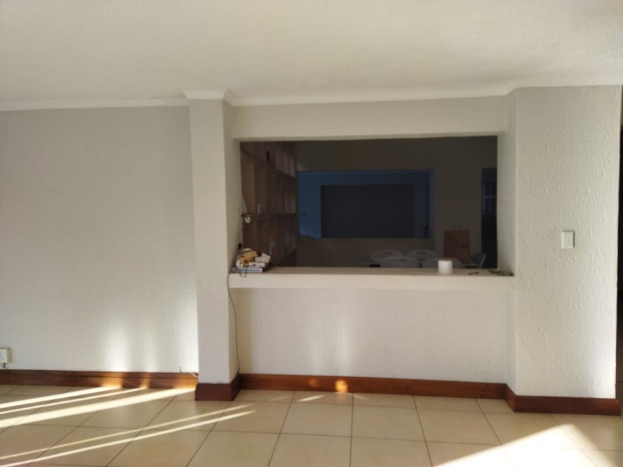 5 Bedroom Property for Sale in Dowerglen Ext 5 Gauteng