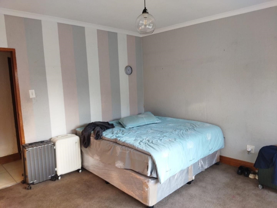 5 Bedroom Property for Sale in Dowerglen Ext 5 Gauteng