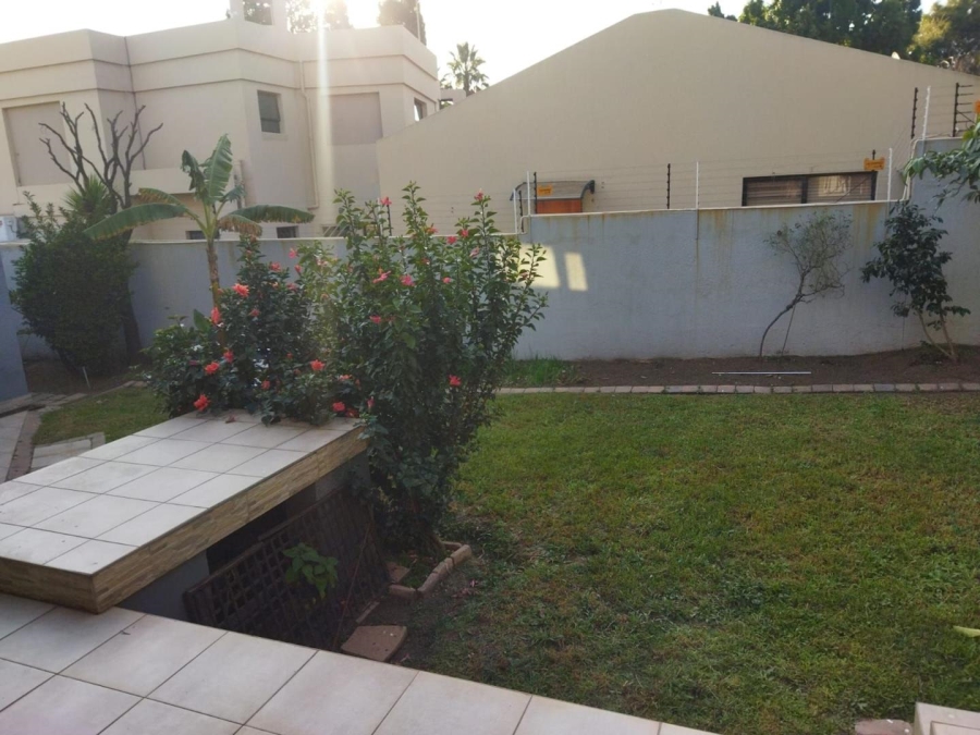 5 Bedroom Property for Sale in Dowerglen Ext 5 Gauteng
