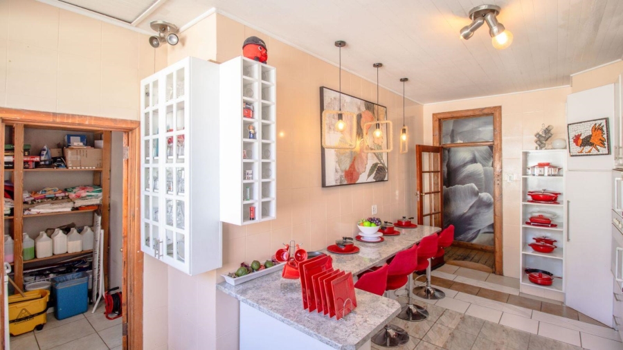 5 Bedroom Property for Sale in Orange Grove Gauteng