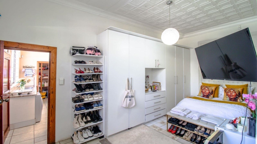 5 Bedroom Property for Sale in Orange Grove Gauteng