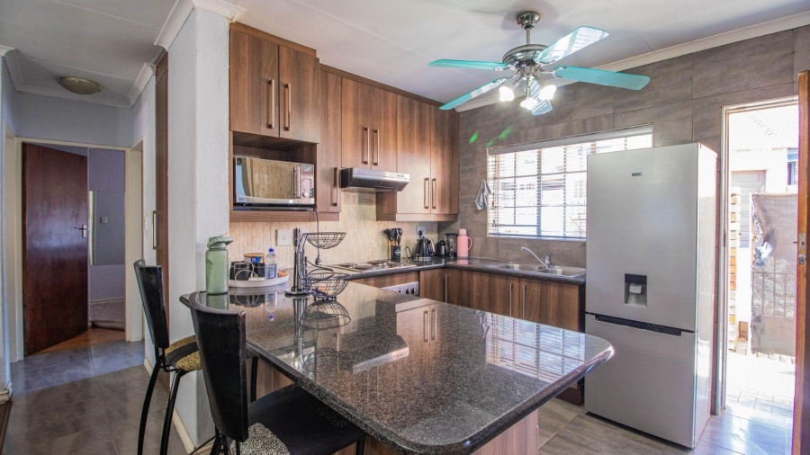 2 Bedroom Property for Sale in Croydon Gauteng