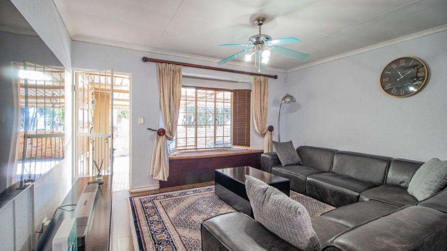 2 Bedroom Property for Sale in Croydon Gauteng