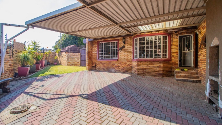 2 Bedroom Property for Sale in Croydon Gauteng