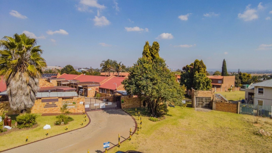 2 Bedroom Property for Sale in Croydon Gauteng