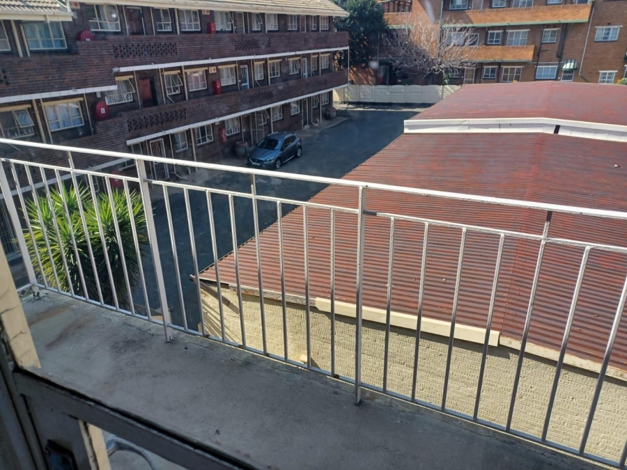 2 Bedroom Property for Sale in Croydon Gauteng