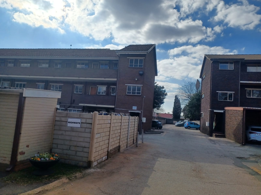 2 Bedroom Property for Sale in Croydon Gauteng