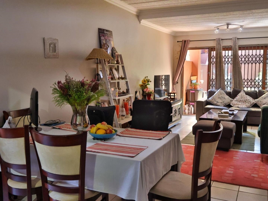 2 Bedroom Property for Sale in Sunninghill Gauteng