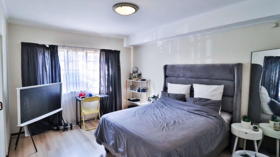 2 Bedroom Property for Sale in Atholl Gauteng
