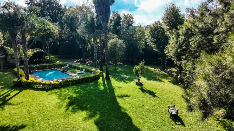 2 Bedroom Property for Sale in Atholl Gauteng