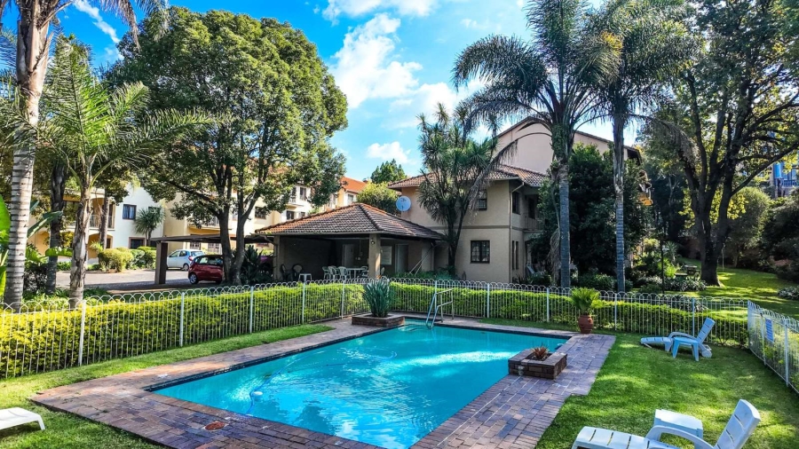 2 Bedroom Property for Sale in Atholl Gauteng