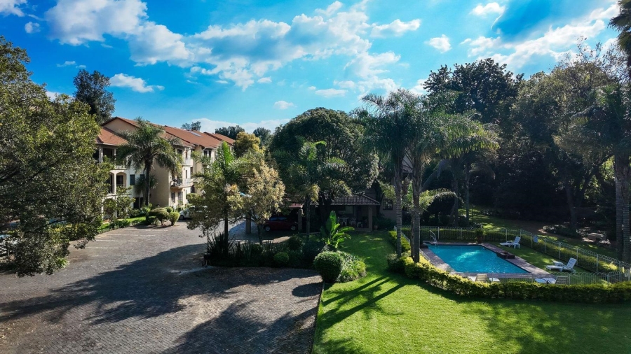 2 Bedroom Property for Sale in Atholl Gauteng