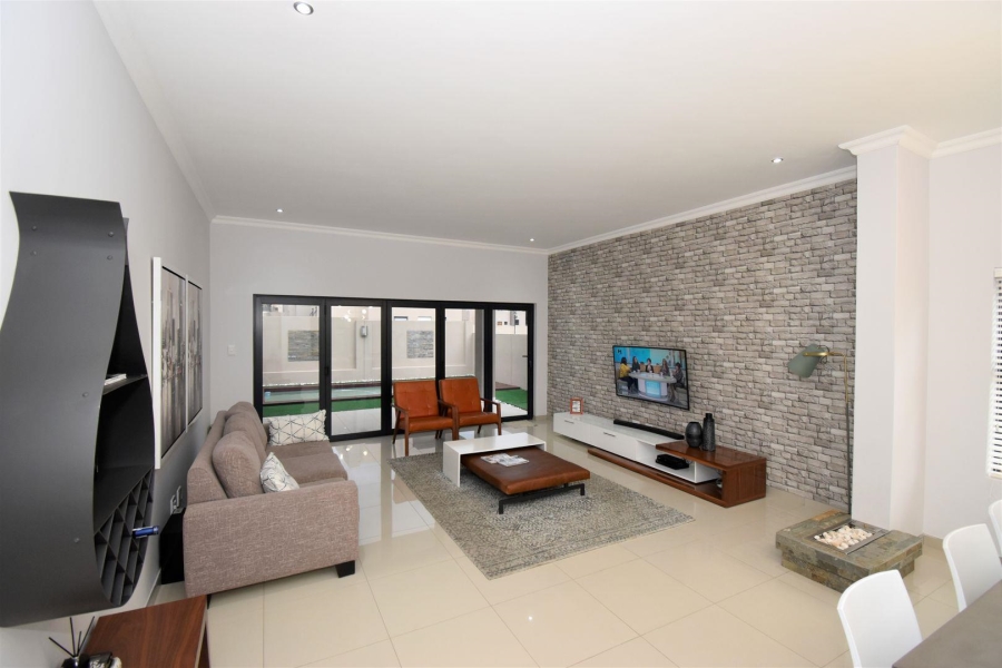 3 Bedroom Property for Sale in North Riding AH Gauteng