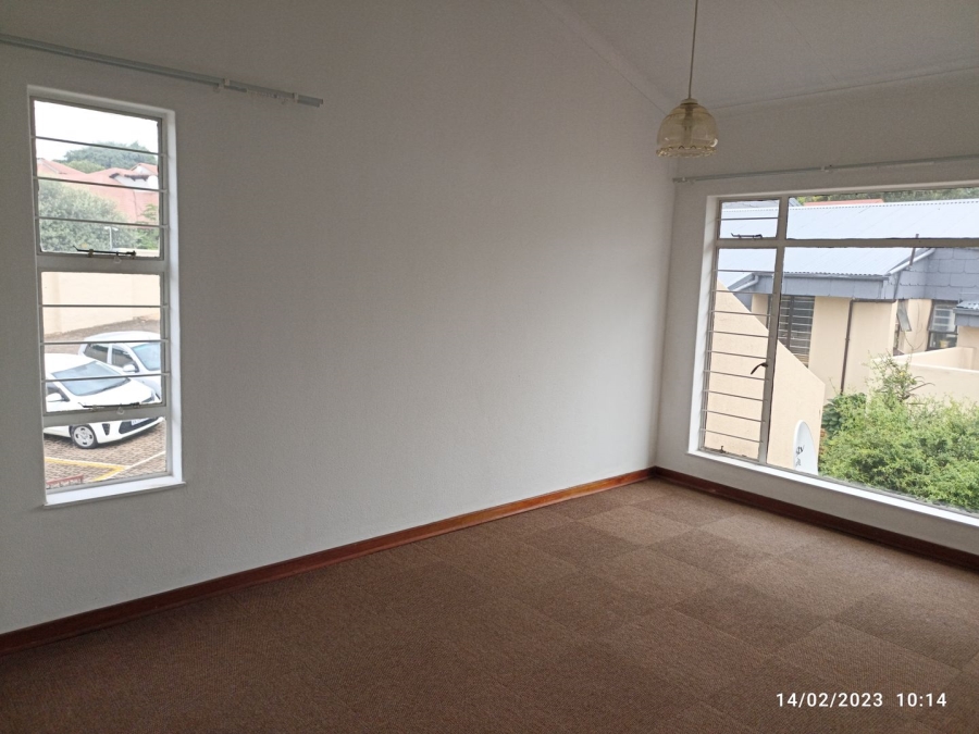 To Let 2 Bedroom Property for Rent in Sonneglans Gauteng
