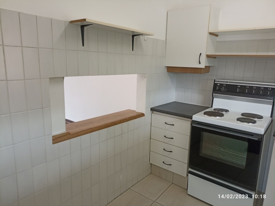 To Let 2 Bedroom Property for Rent in Sonneglans Gauteng