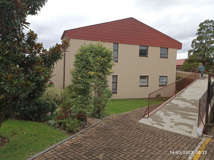 To Let 2 Bedroom Property for Rent in Sonneglans Gauteng