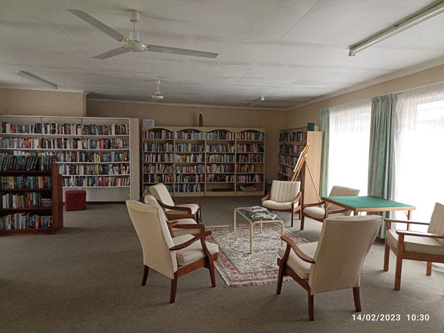 To Let 2 Bedroom Property for Rent in Sonneglans Gauteng
