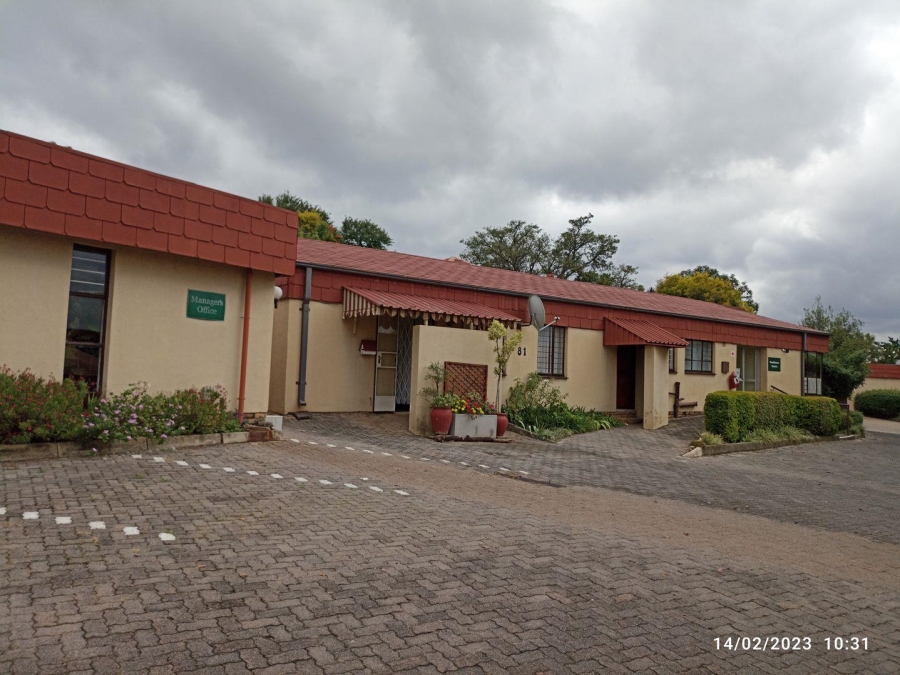To Let 2 Bedroom Property for Rent in Sonneglans Gauteng