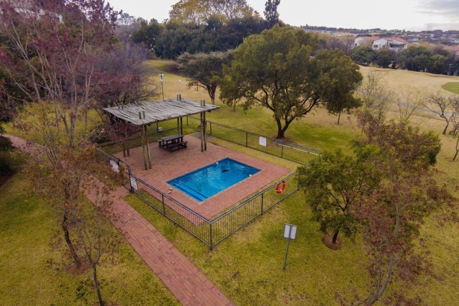 2 Bedroom Property for Sale in Jackal Creek Golf Estate Gauteng
