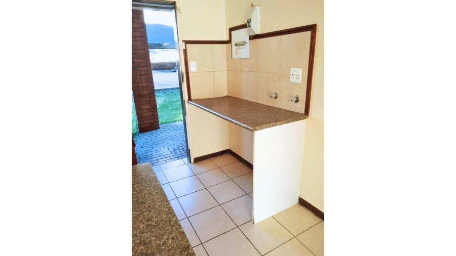 2 Bedroom Property for Sale in Noordwyk Gauteng