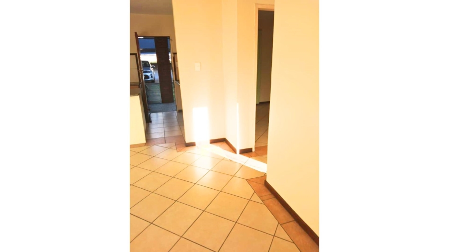 2 Bedroom Property for Sale in Noordwyk Gauteng