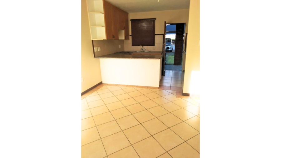 2 Bedroom Property for Sale in Noordwyk Gauteng