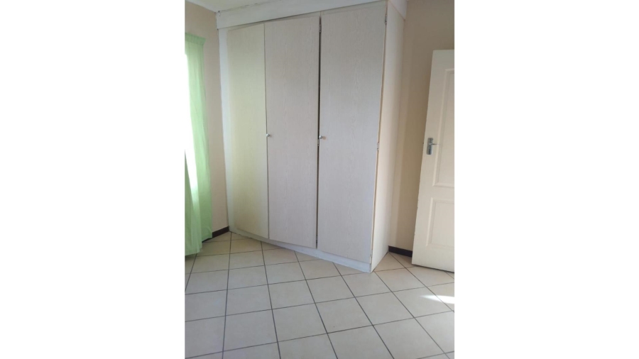 2 Bedroom Property for Sale in Noordwyk Gauteng