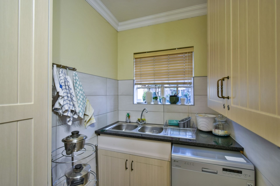 6 Bedroom Property for Sale in Riviera Gauteng
