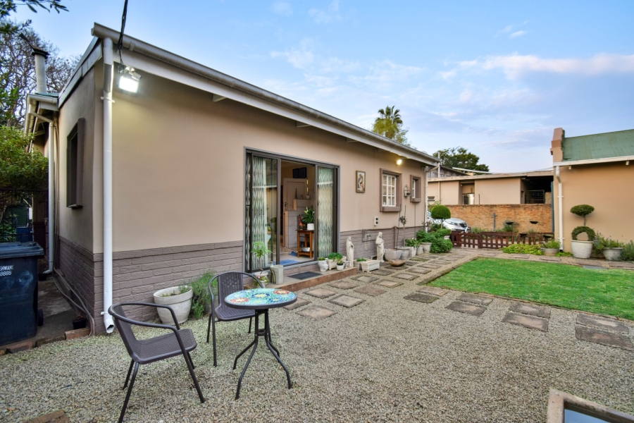 6 Bedroom Property for Sale in Riviera Gauteng