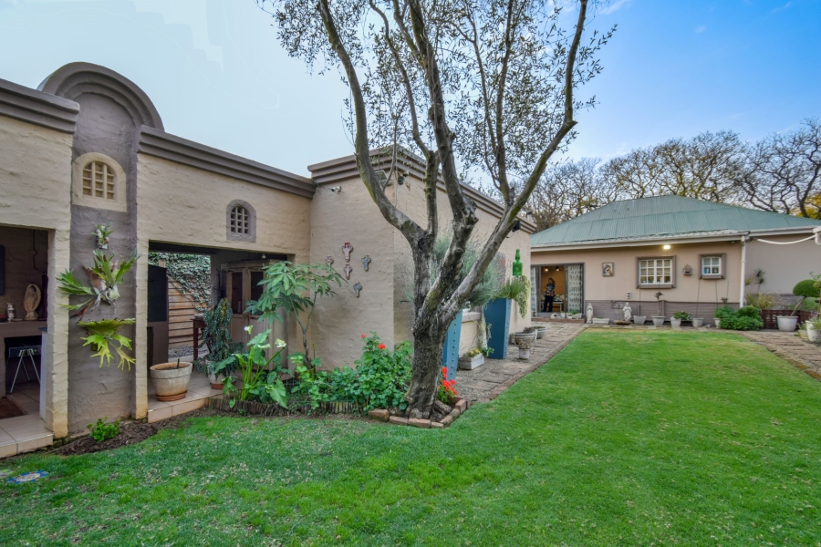 6 Bedroom Property for Sale in Riviera Gauteng