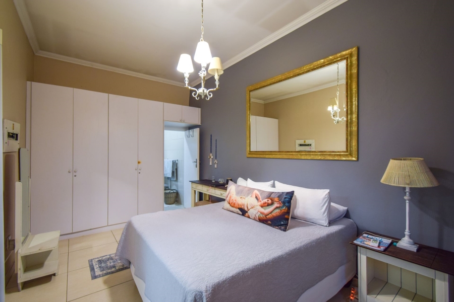 6 Bedroom Property for Sale in Riviera Gauteng