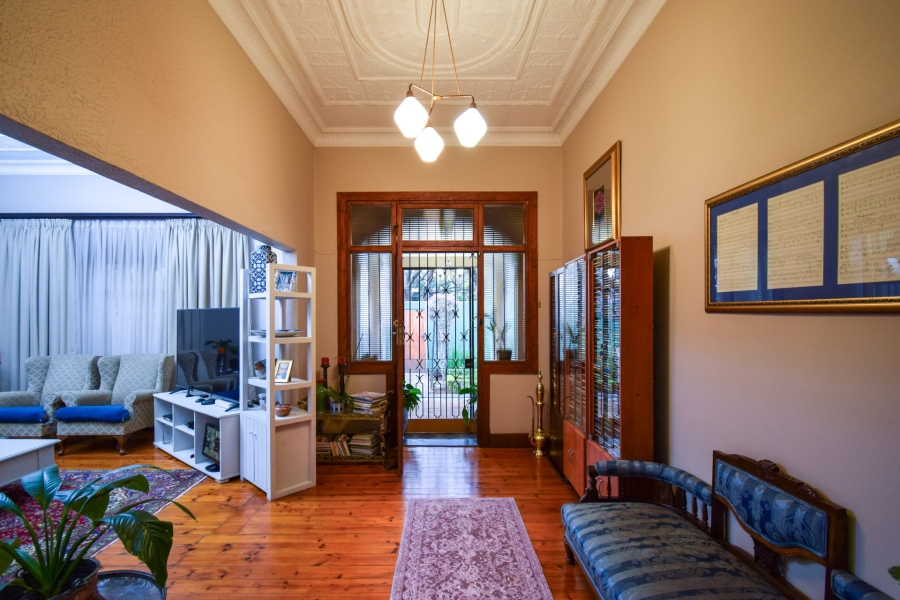 6 Bedroom Property for Sale in Riviera Gauteng