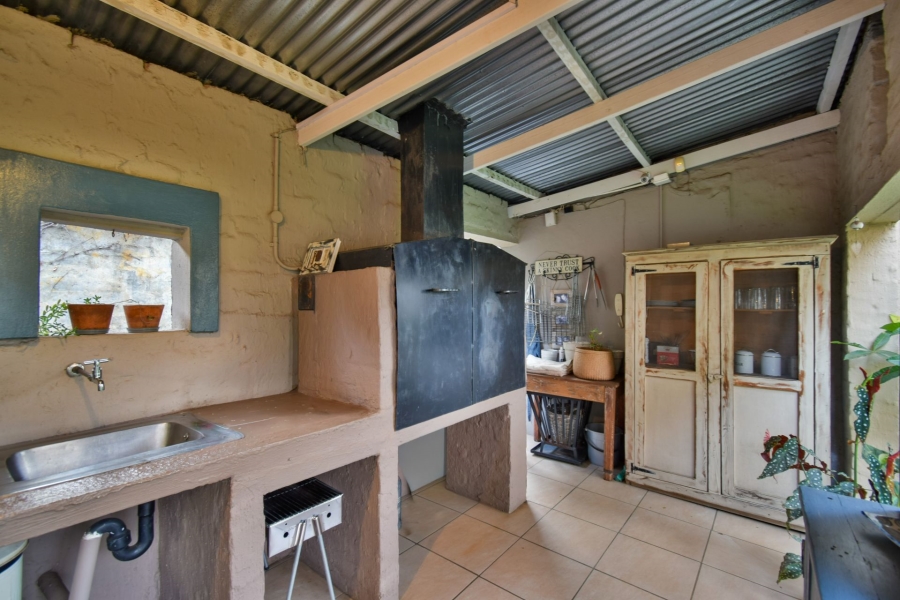 6 Bedroom Property for Sale in Riviera Gauteng