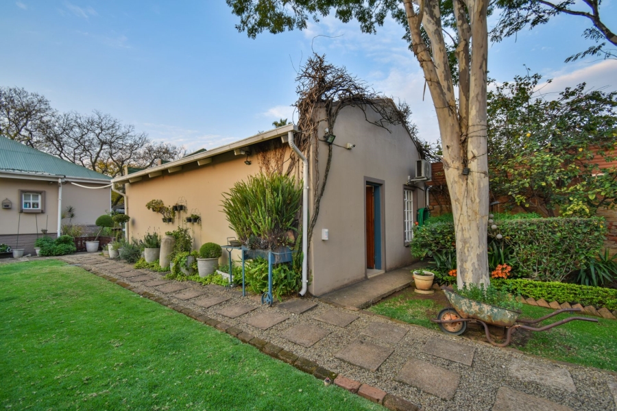 6 Bedroom Property for Sale in Riviera Gauteng