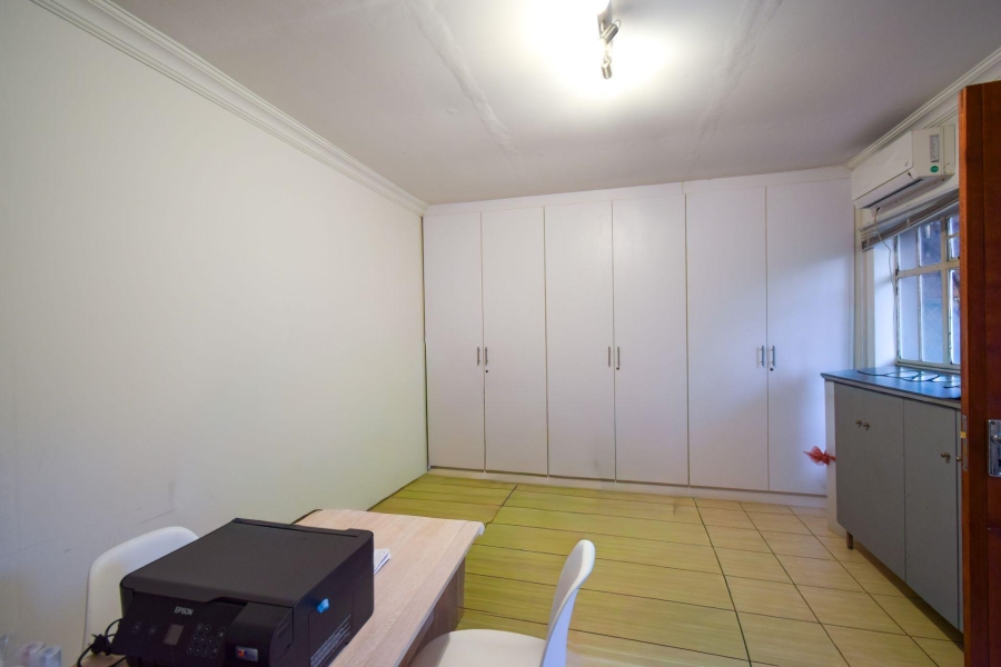 6 Bedroom Property for Sale in Riviera Gauteng