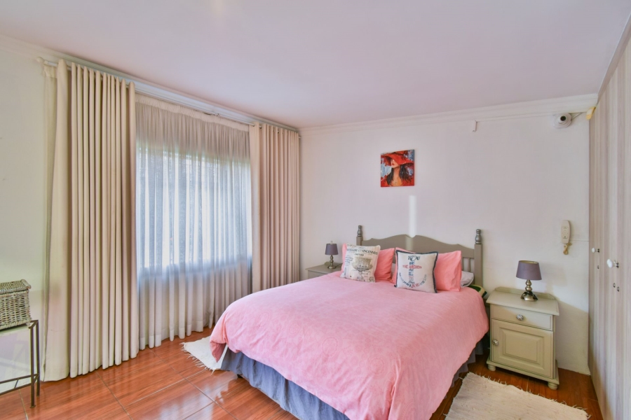 6 Bedroom Property for Sale in Riviera Gauteng