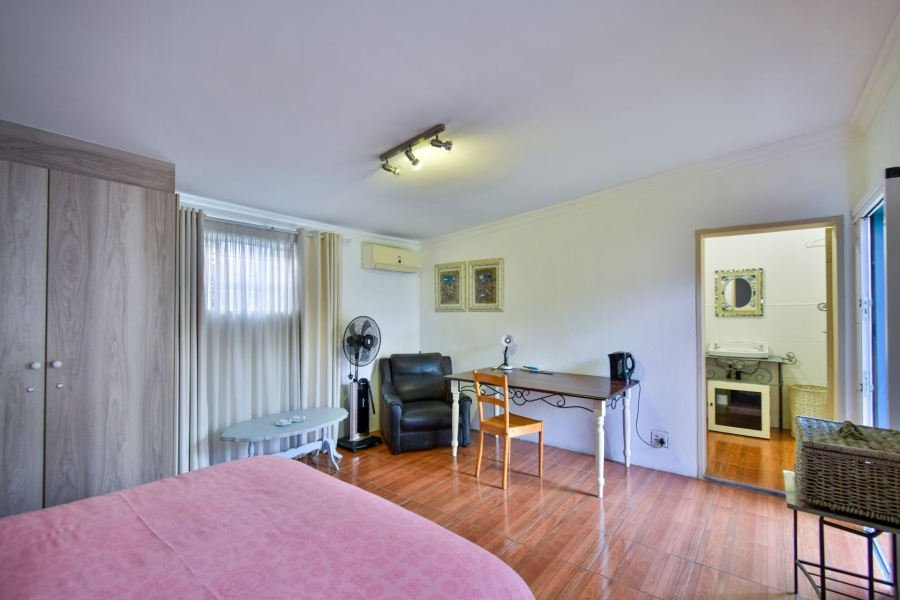 6 Bedroom Property for Sale in Riviera Gauteng