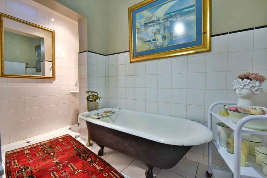 6 Bedroom Property for Sale in Riviera Gauteng