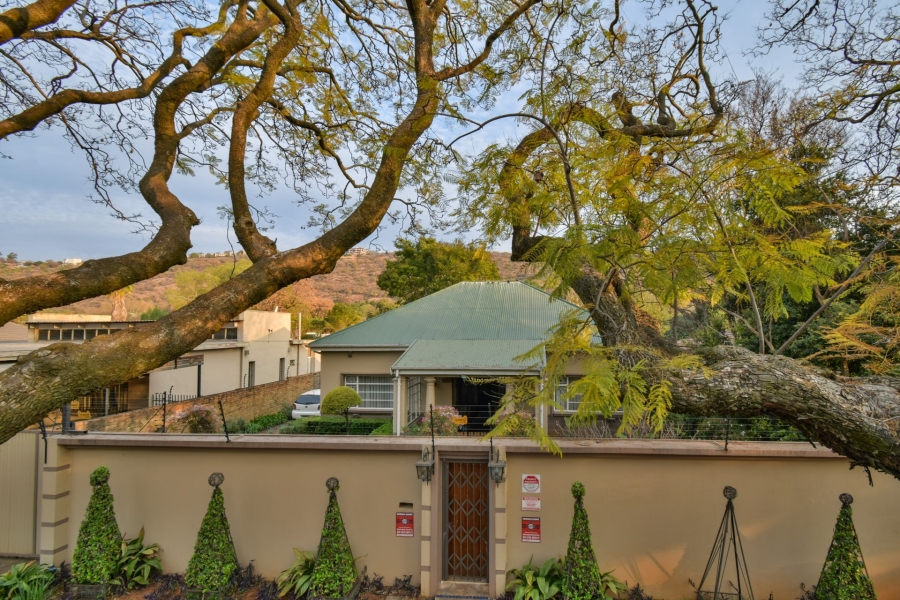 6 Bedroom Property for Sale in Riviera Gauteng