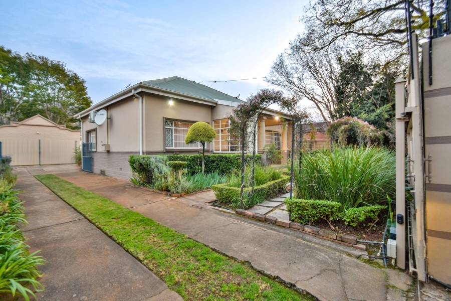 6 Bedroom Property for Sale in Riviera Gauteng