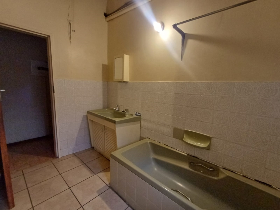 5 Bedroom Property for Sale in Dersley Gauteng