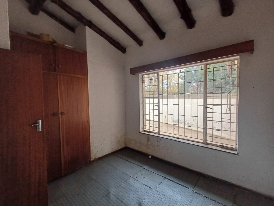 5 Bedroom Property for Sale in Dersley Gauteng