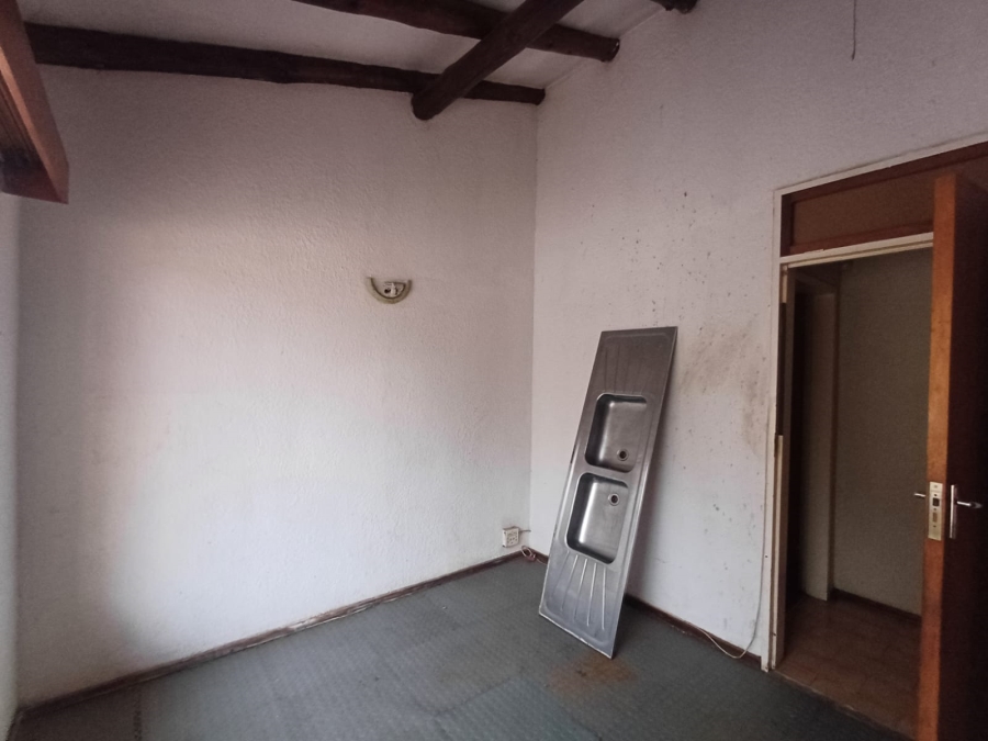 5 Bedroom Property for Sale in Dersley Gauteng