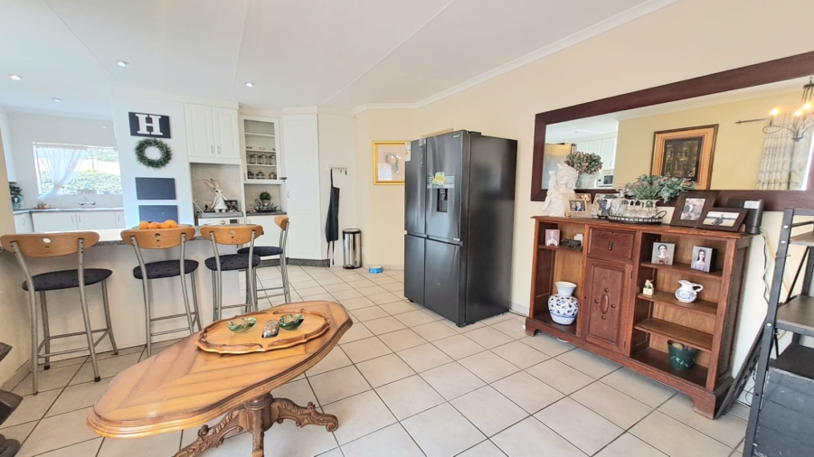 3 Bedroom Property for Sale in Three Rivers Gauteng