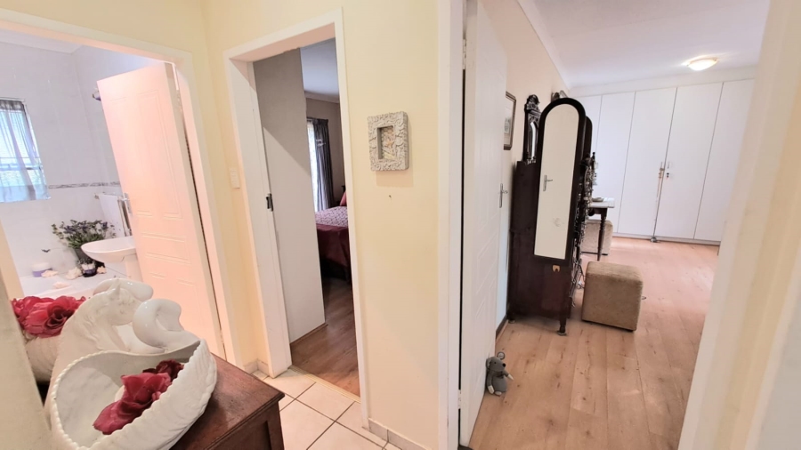 3 Bedroom Property for Sale in Three Rivers Gauteng