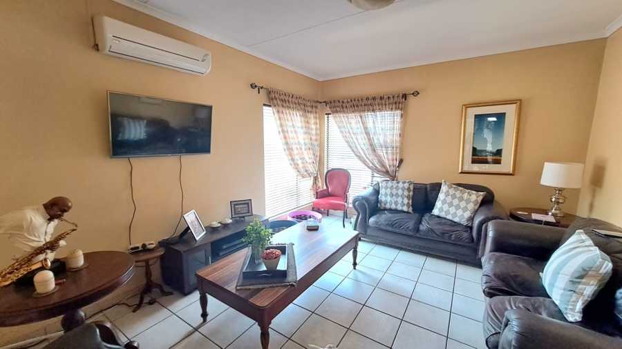3 Bedroom Property for Sale in Three Rivers Gauteng