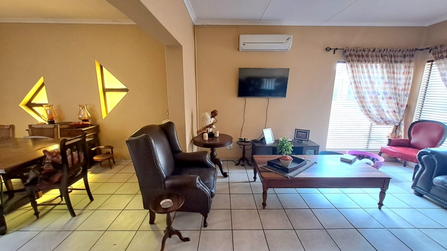 3 Bedroom Property for Sale in Three Rivers Gauteng