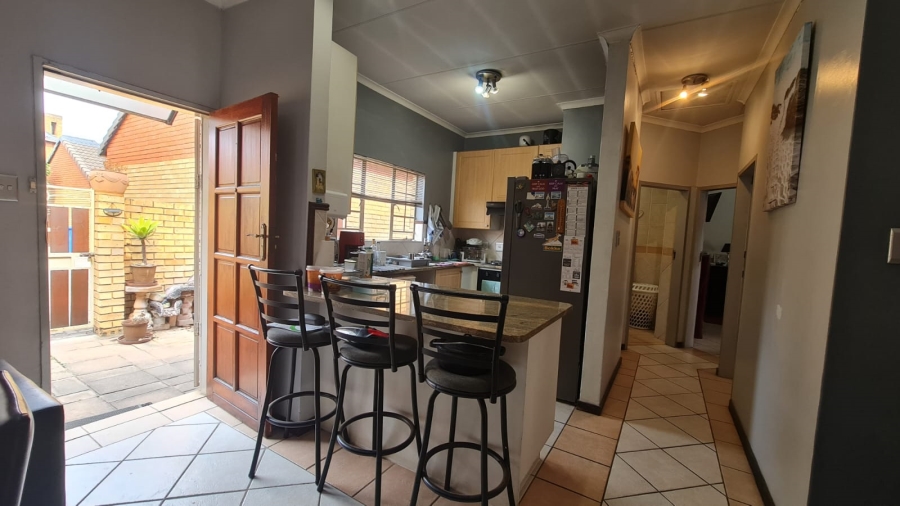 2 Bedroom Property for Sale in Equestria Gauteng