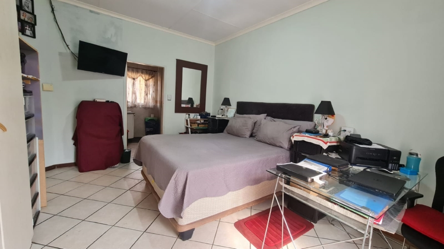 2 Bedroom Property for Sale in Equestria Gauteng