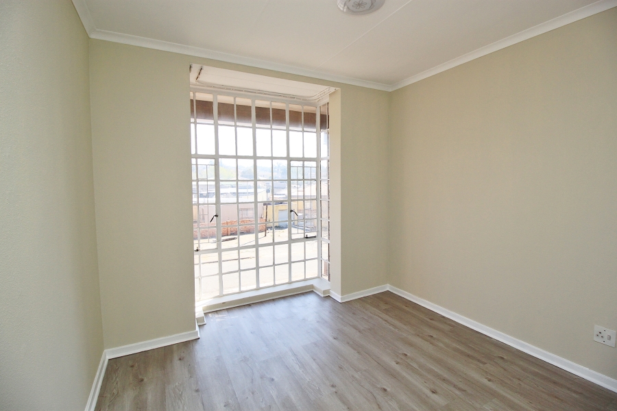 2 Bedroom Property for Sale in Symhurst Gauteng
